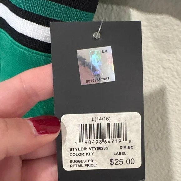 NBA Celtics Youth Green and Black Jersey - Picture 3 of 4